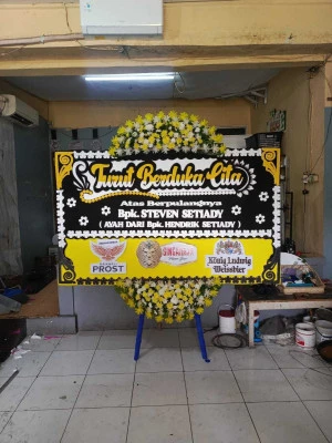 Papan Bunga di Kertosari Singorojo